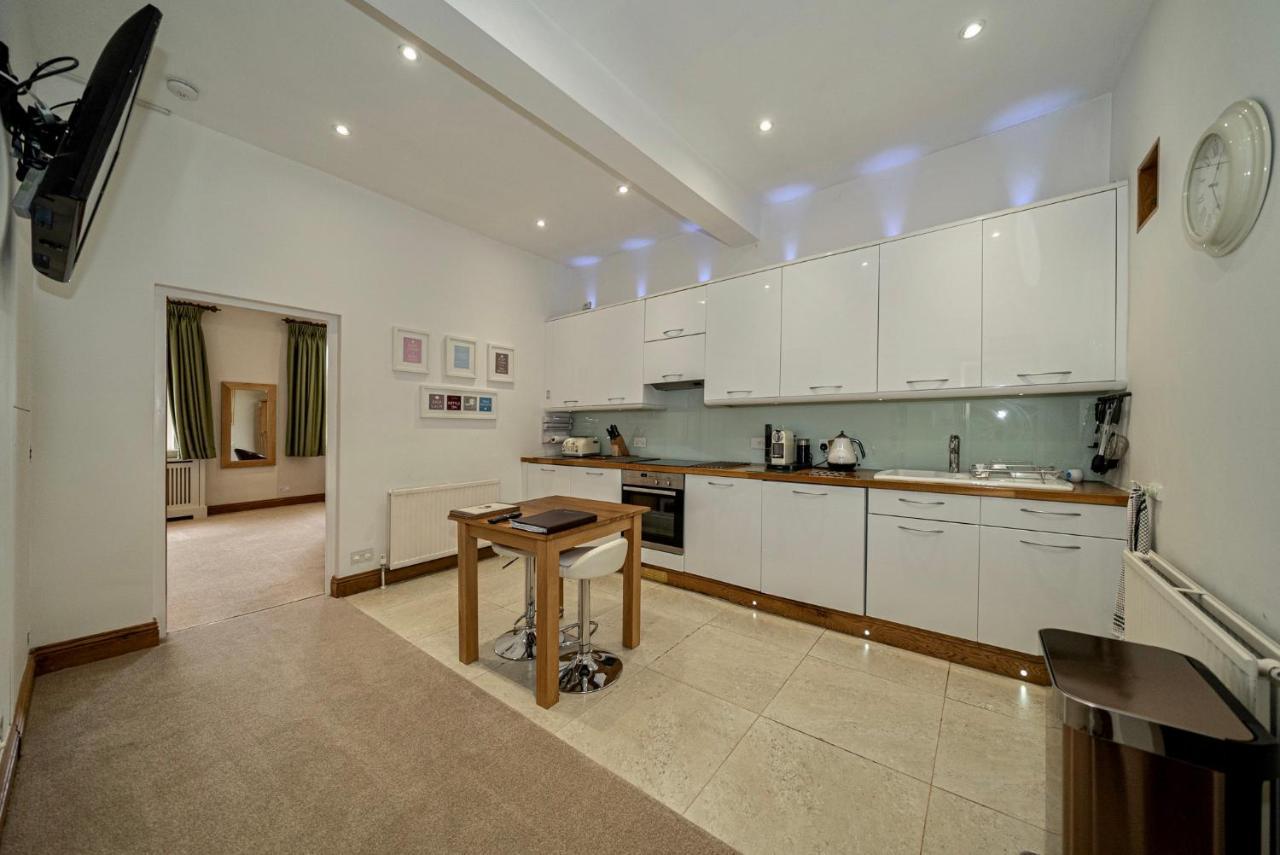 Serviced Apartments Macclesfield Zewnętrze zdjęcie