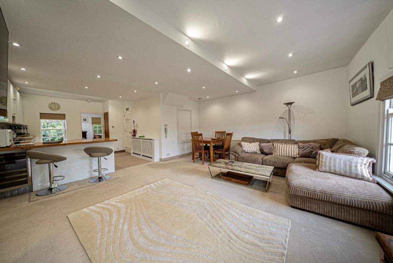 Serviced Apartments Macclesfield Zewnętrze zdjęcie